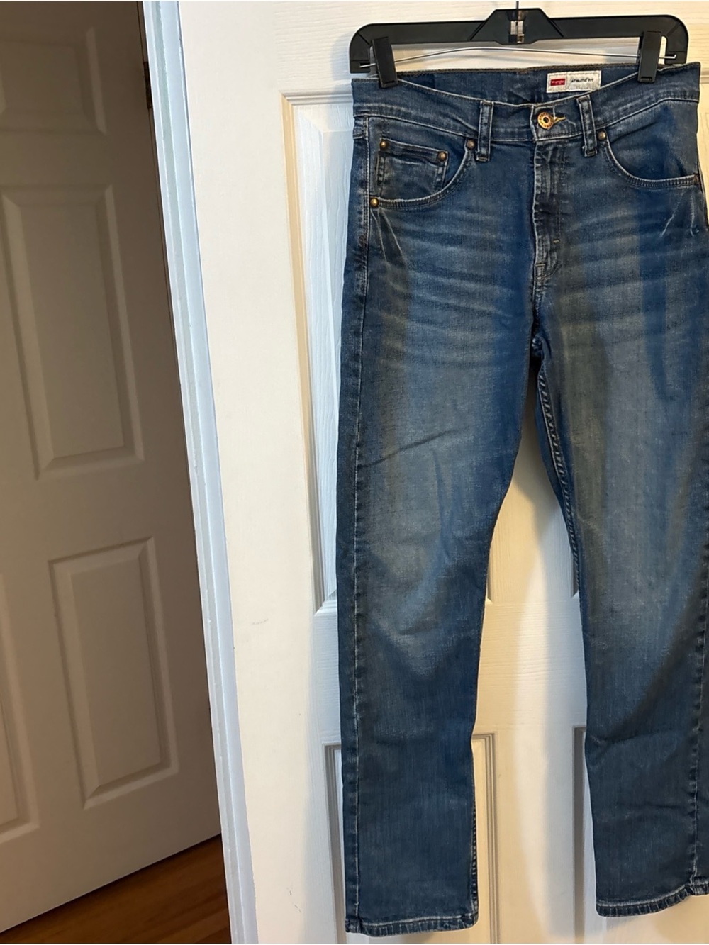 Wrangler Athletic Fit Blue Denim Jeans